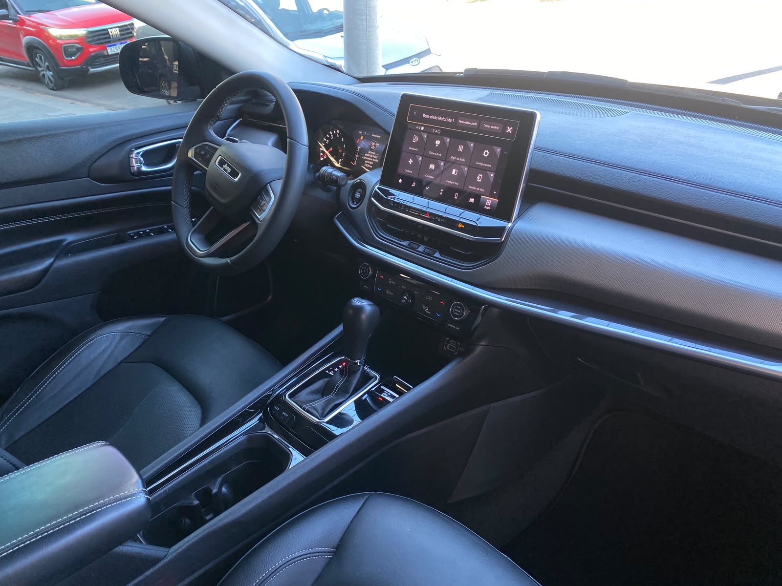 Foto 7 de Jeep Compass Longitude 1.3 T270