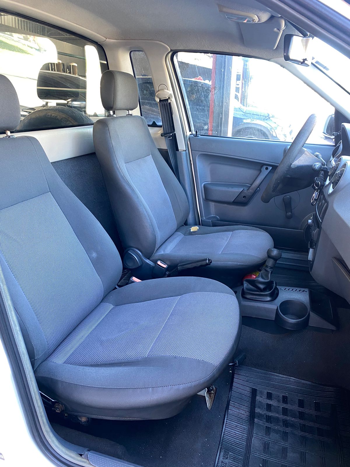 Foto 9 de VW Saveiro 1.6 Flex
