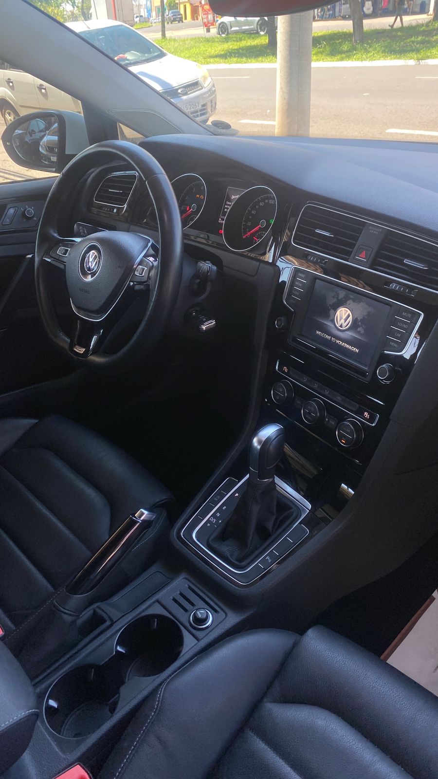 Foto 5 de GOLF HIGHLINE 1.4 TSI Aut 2017