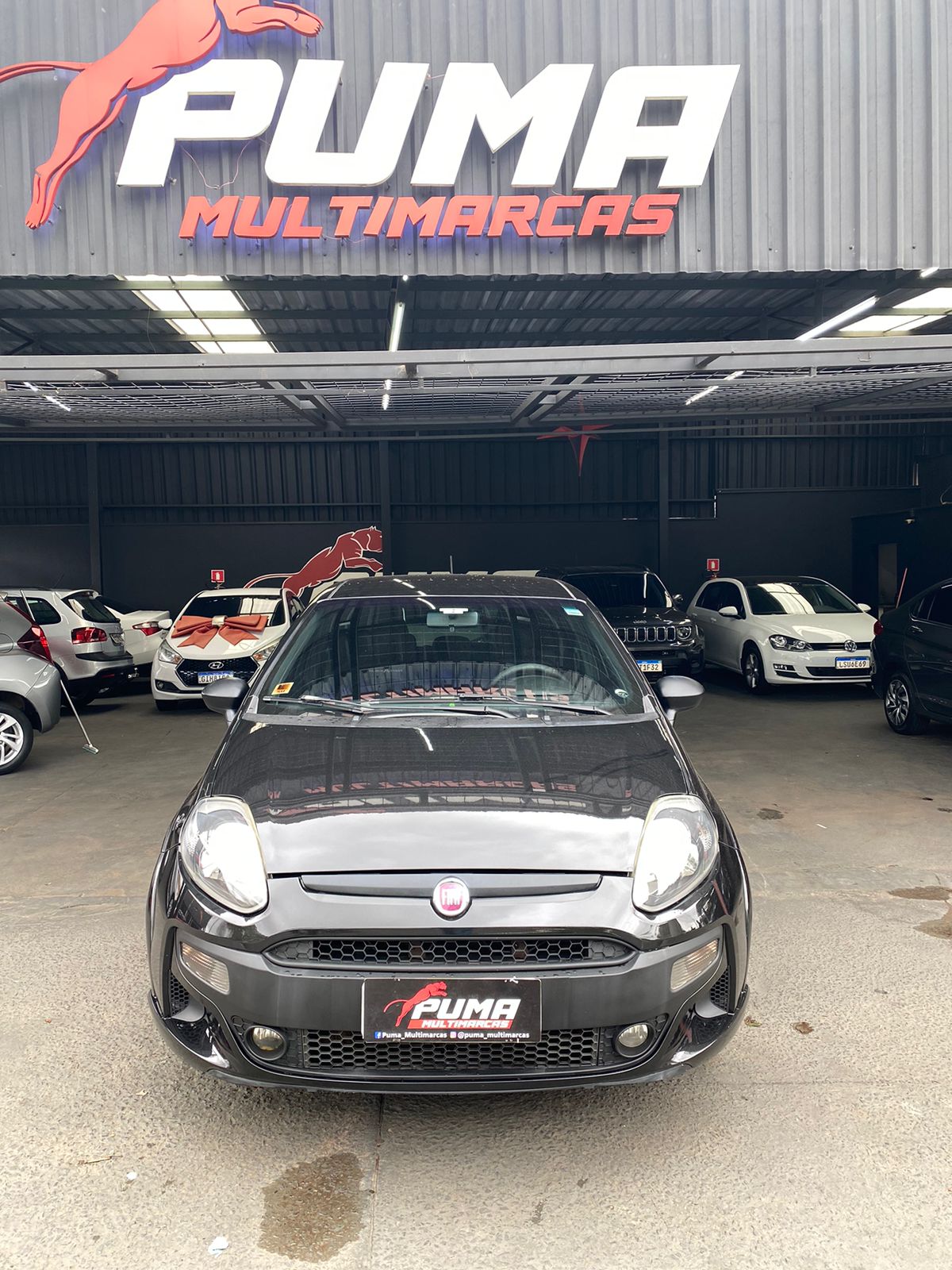 Foto 2 de Fiat Punto BlackMotion 1.8 Flex