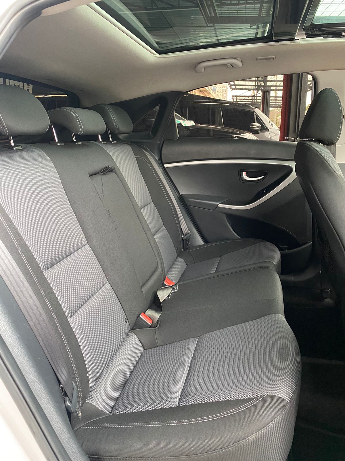 Foto 9 de Hyundai i30 1.8