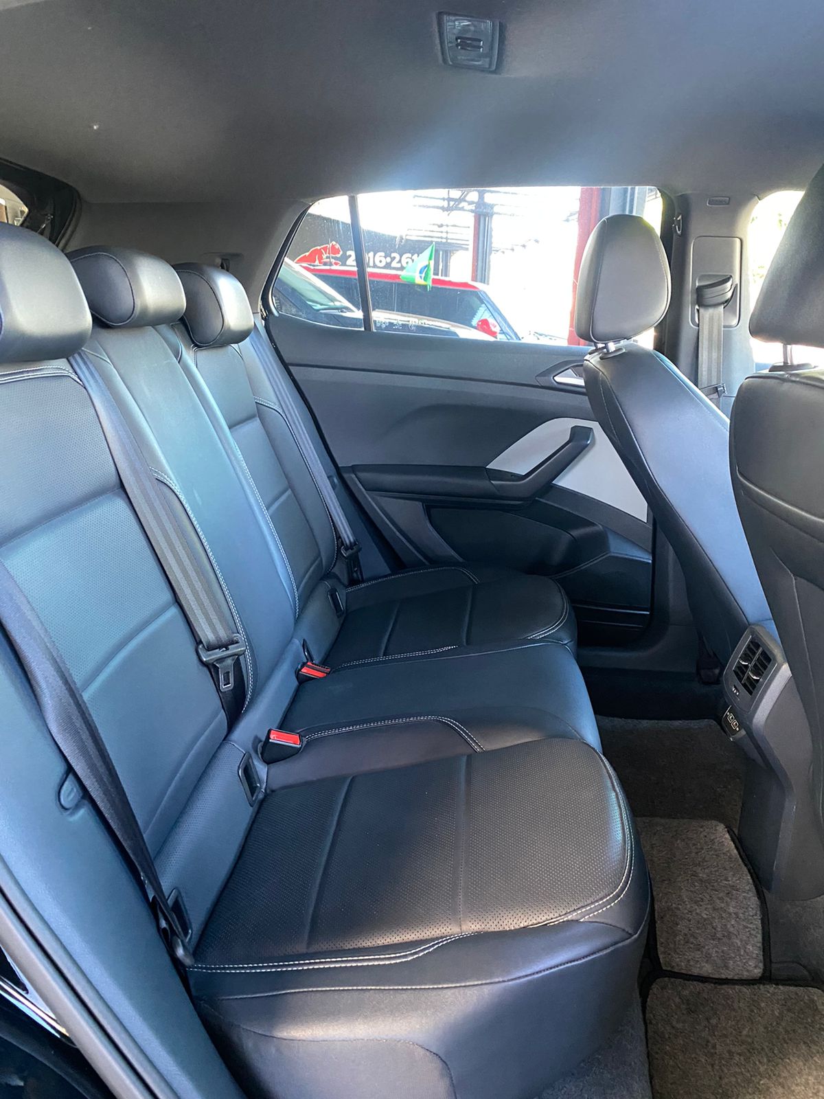Foto 9 de T Cross HL 1.4 250 TSI