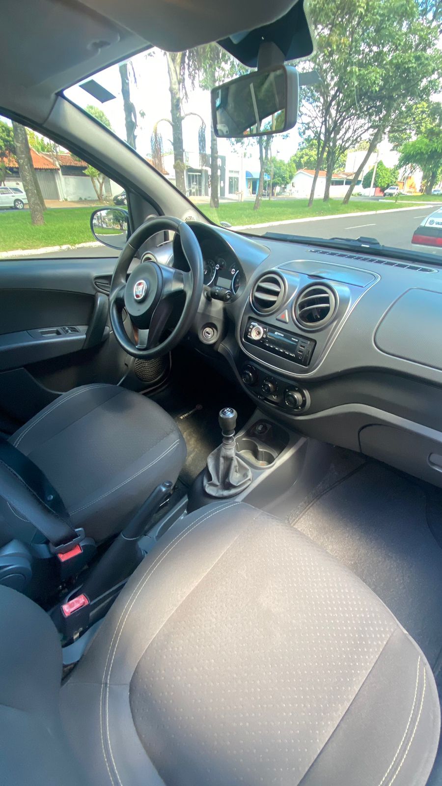 Foto 6 de Fiat Grand Siena 1.0