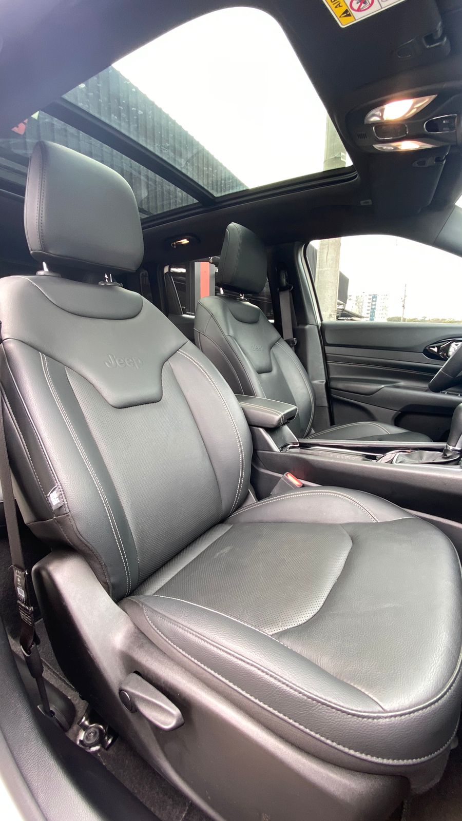 Foto 8 de Jeep Compass Série S 1.3 T270