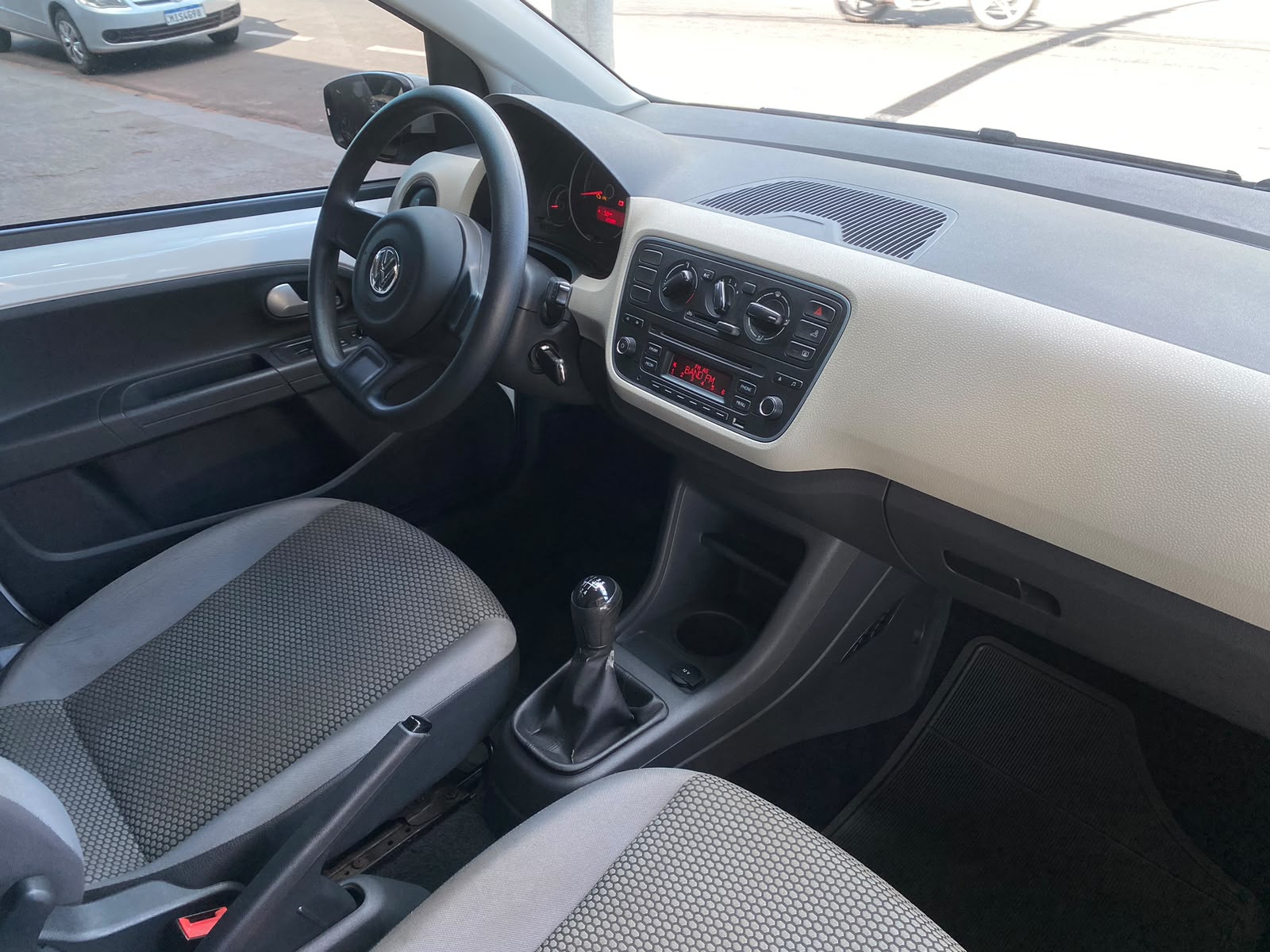 Foto 7 de Up Move 1.0 TSI